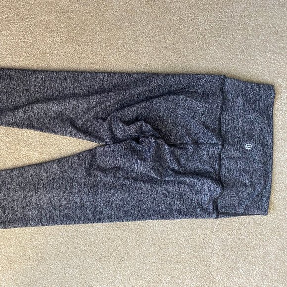 Lululemon Wunder Under - Picture 2 of 3